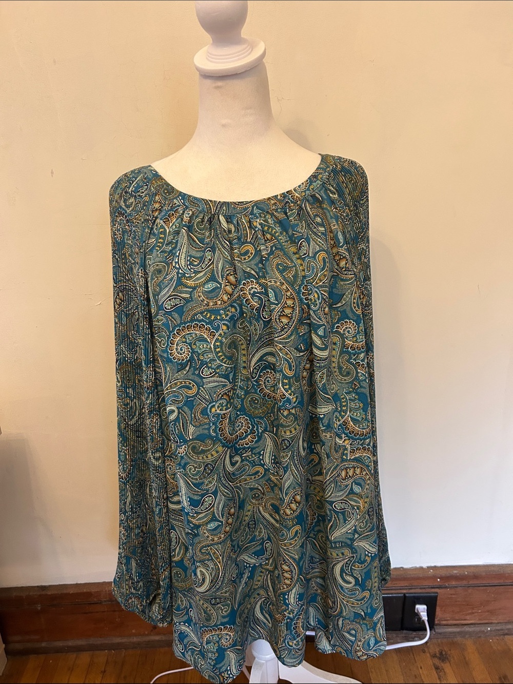 J Jill Teal Paisley Long-Sleeve Women’s blouse Size 4 X EUC